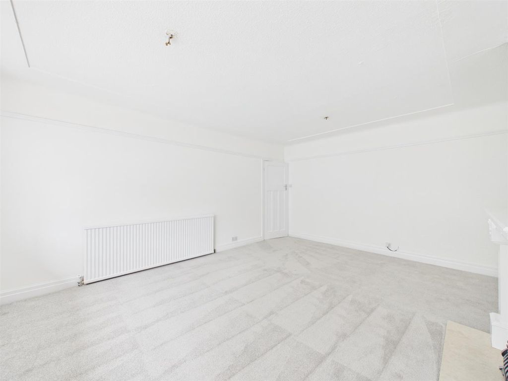 Additional image 24 of 5 bed flat for salePensby Road, Heswall, Wirral CH60