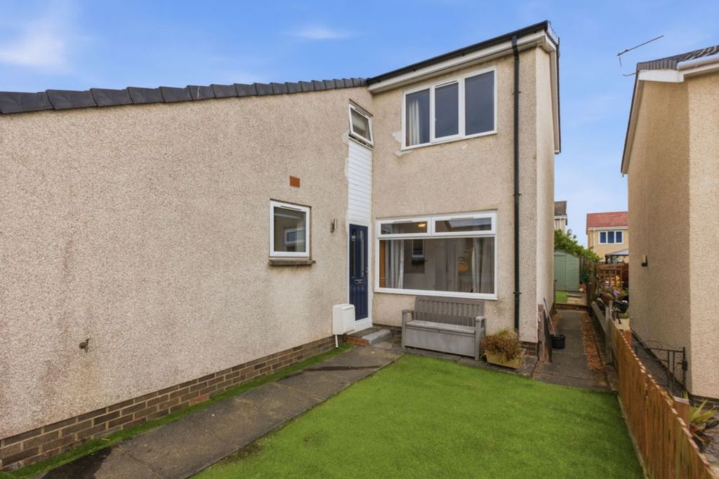 Additional image 24 of 3 bed semi-detached house for saleArdvreck Place, Carron, Falkirk FK2