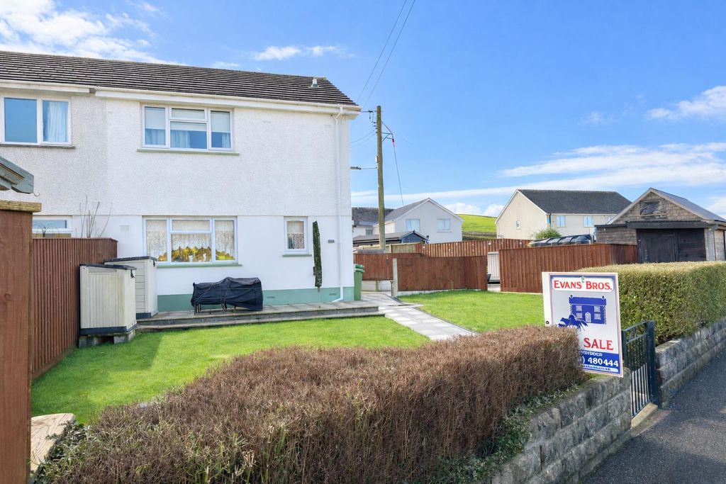 2 bed property for saleBro Rhydybont, Rhydybont, Llanybydder SA40