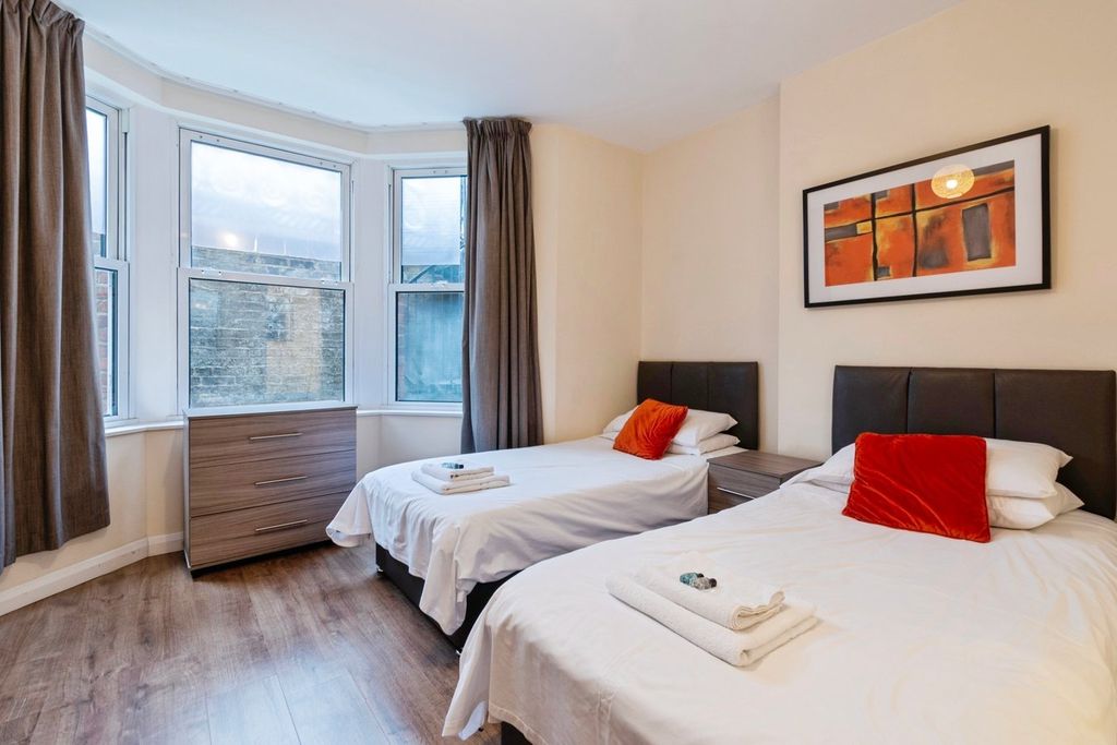 Additional image 8 of 1 bed flat for saleOld Station Road, Newmarket CB8