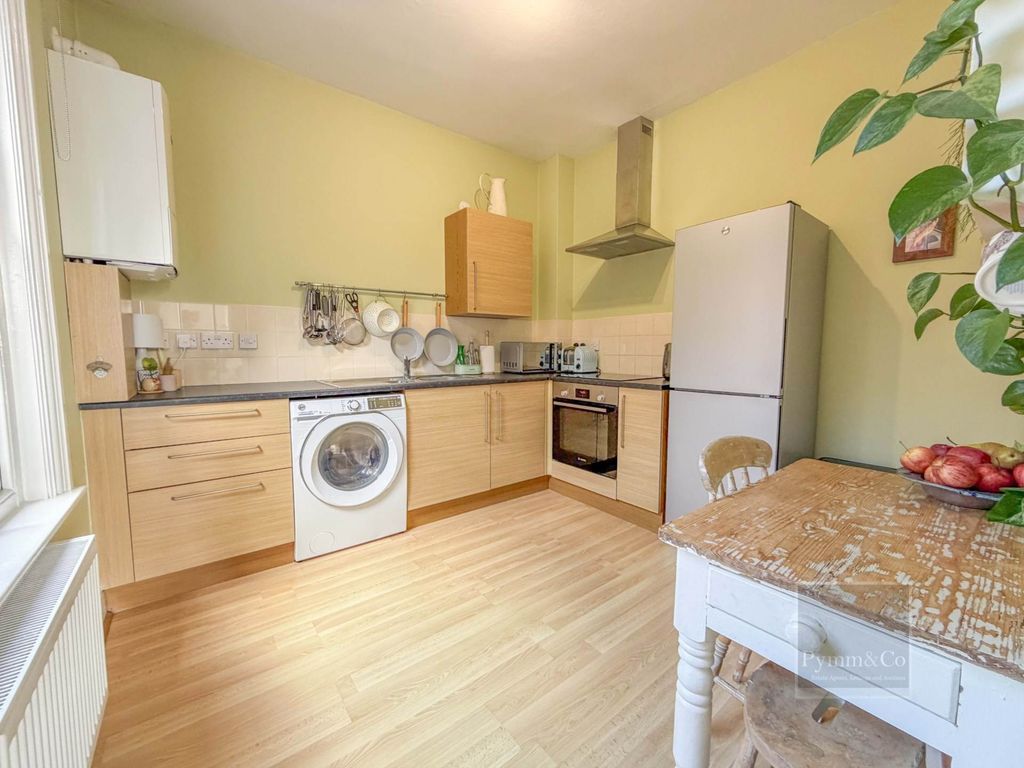 1 bed flat for saleStation Road, North Walsham NR28 photo 4
