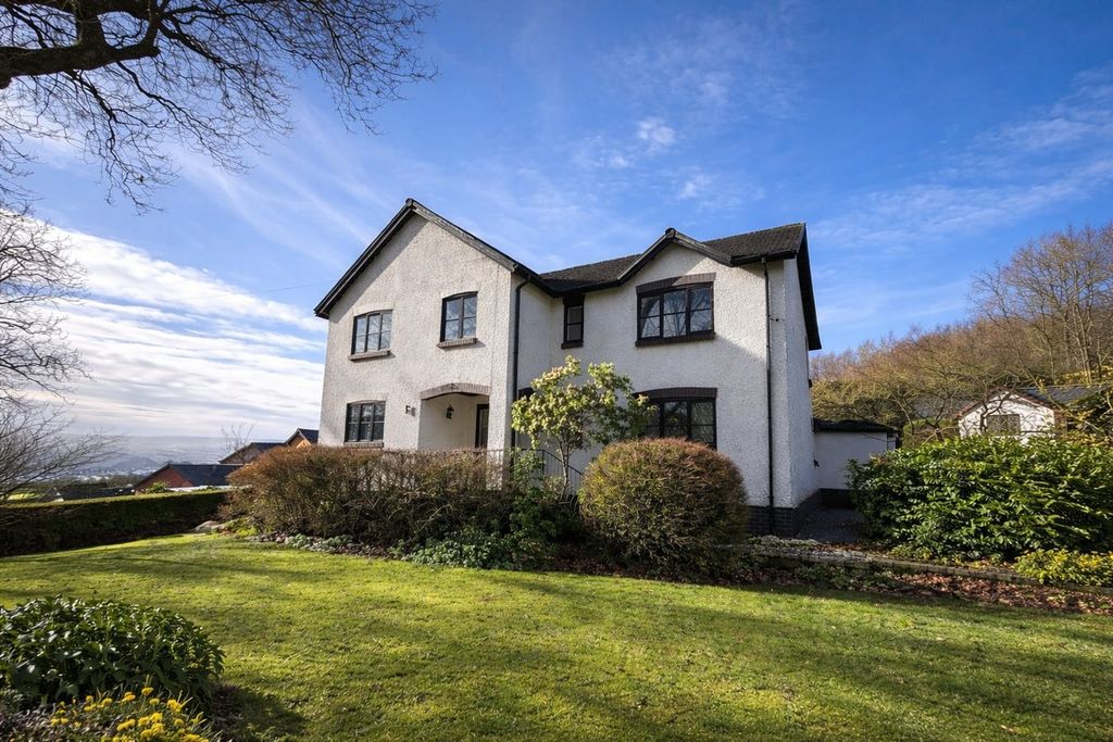 5 bed detached house for saleForest Road, Lampeter SA48