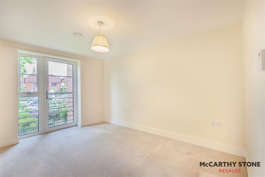 Additional image 5 of 1 bed flat for saleLawrence Place, White Horse Lane, Maldon CM9