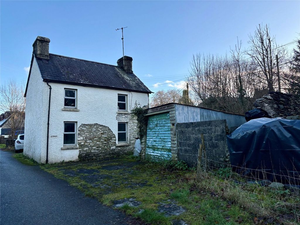 3 bed cottage for saleTy Mawr, Llanybydder, Carmarthenshire SA40