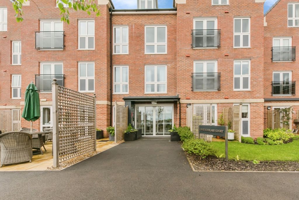 Additional image 14 of 2 bed flat for saleCoare Street, Macclesfield, Cheshire SK10