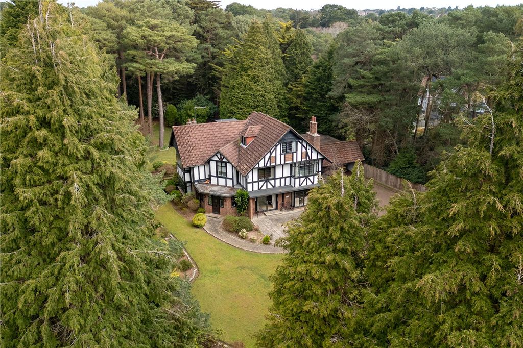 Additional image 21 of 4 bed detached house for saleSpencer Road, Poole, Dorset BH13