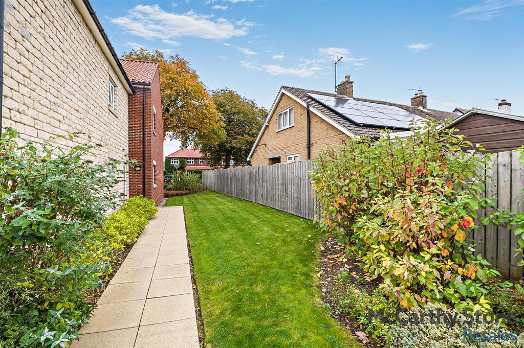 Additional image 28 of 2 bed flat for saleRyebeck Court, Eastgate, Pickering YO18
