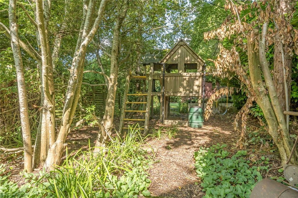 Additional image 29 of 5 bed detached house for saleLeaze Road, Marlborough, Wiltshire SN8