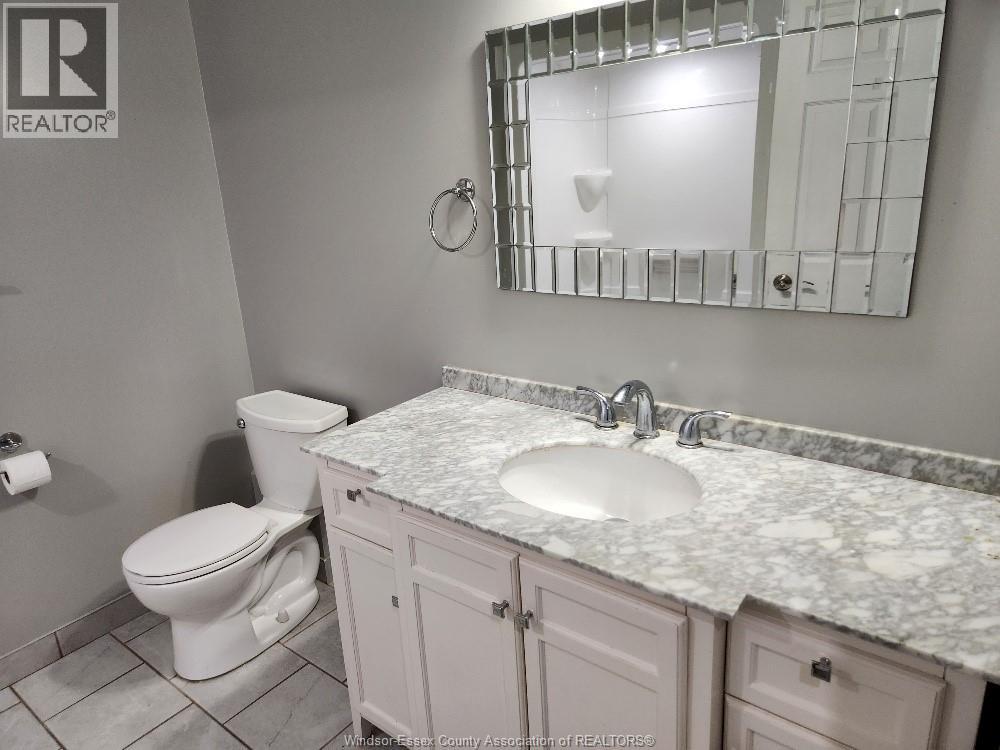 4-839 Assumption , Windsor, ON, N9A3B9 photo 5