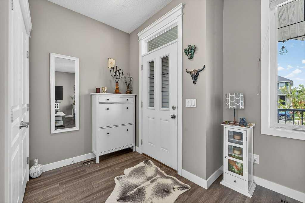 271 Fireside Drive, Cochrane, AB, T4C 2L5 photo 3