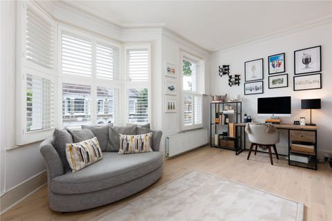Amerland Road, London SW18