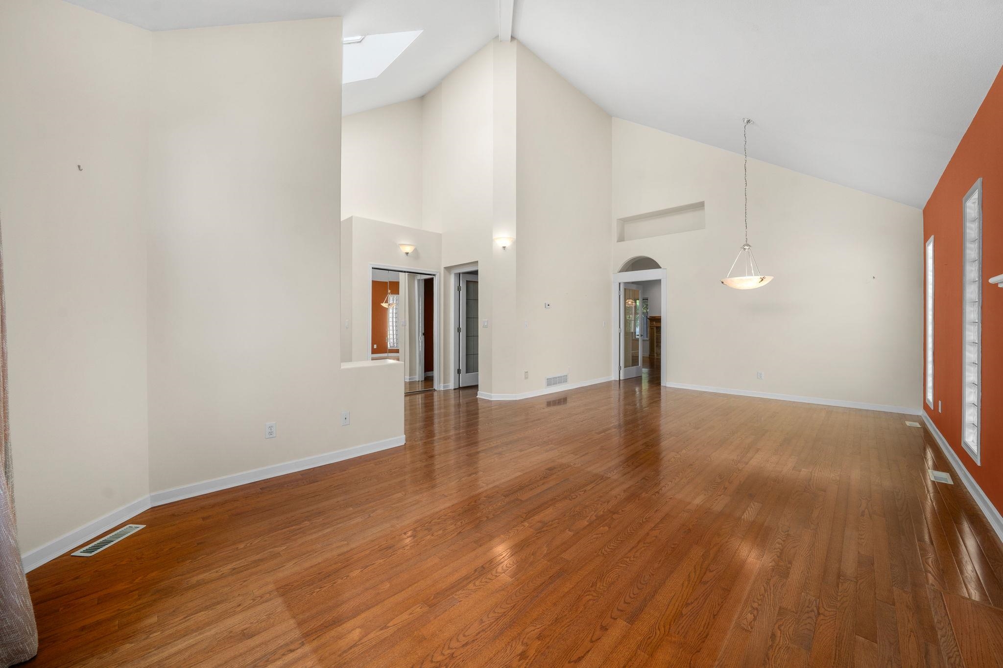 Additional image 6 of 15046 Semiahmoo Place, Surrey, BC, V4P 2K3