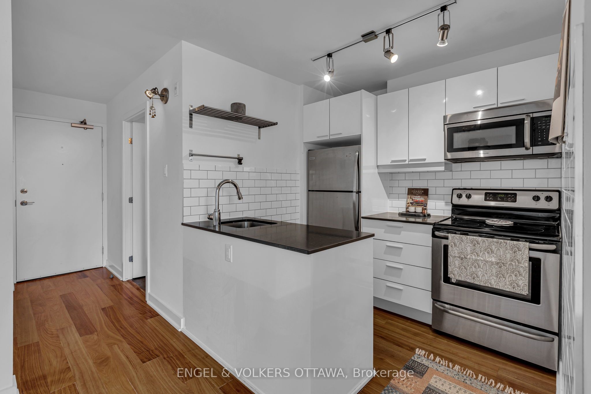 Additional image 3 of 415-354 Gladstone Avenue, Ottawa, ON, K2P 0R4