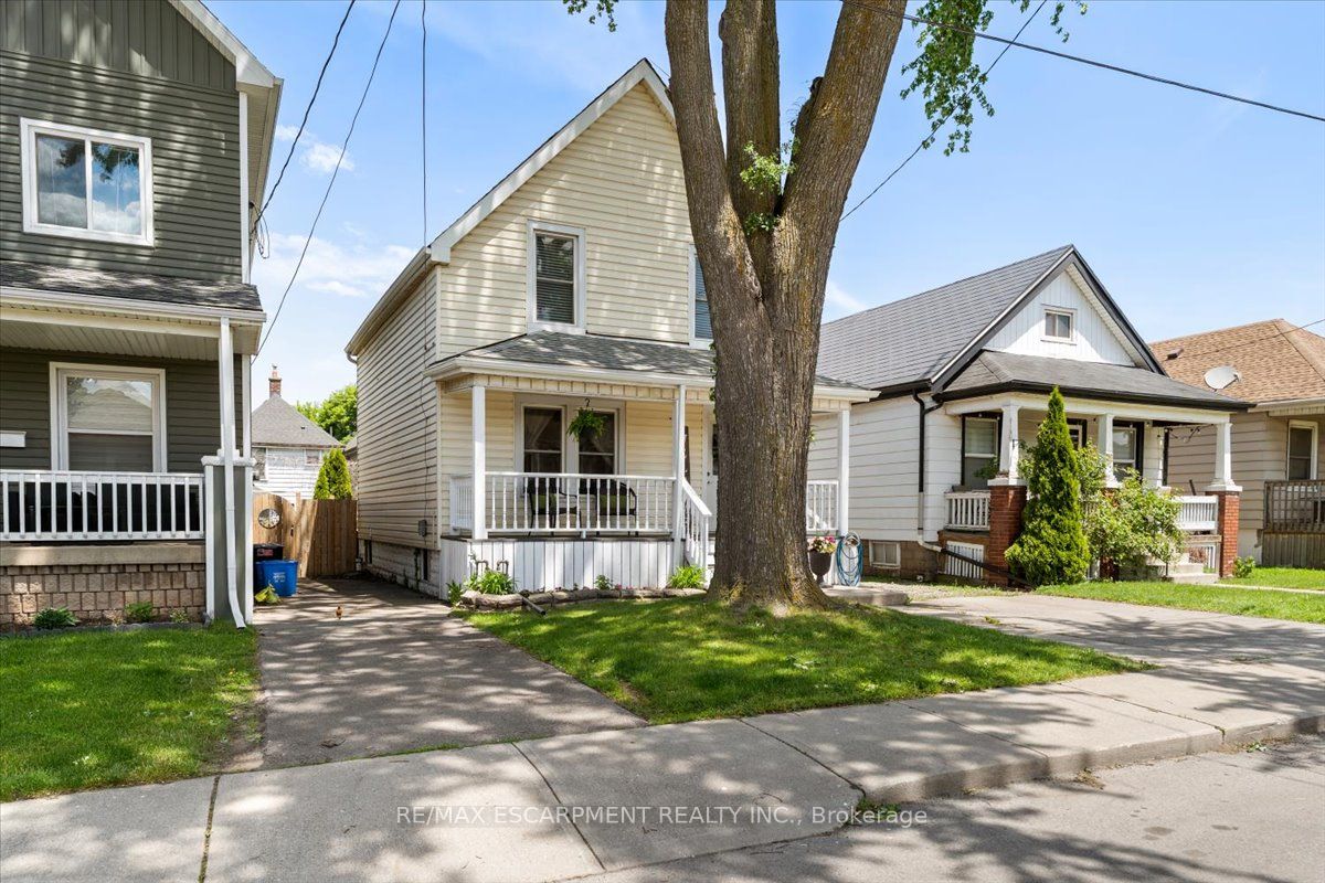 17 Craigmiller Avenue, Hamilton, ON, L8L 3H9