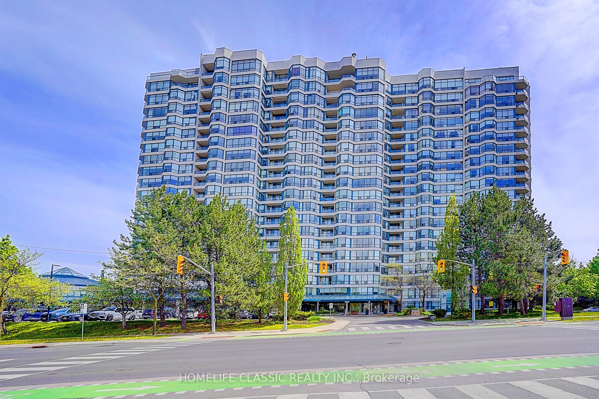 7-1 Clark Avenue, Vaughan, ON, L4J 7Y6