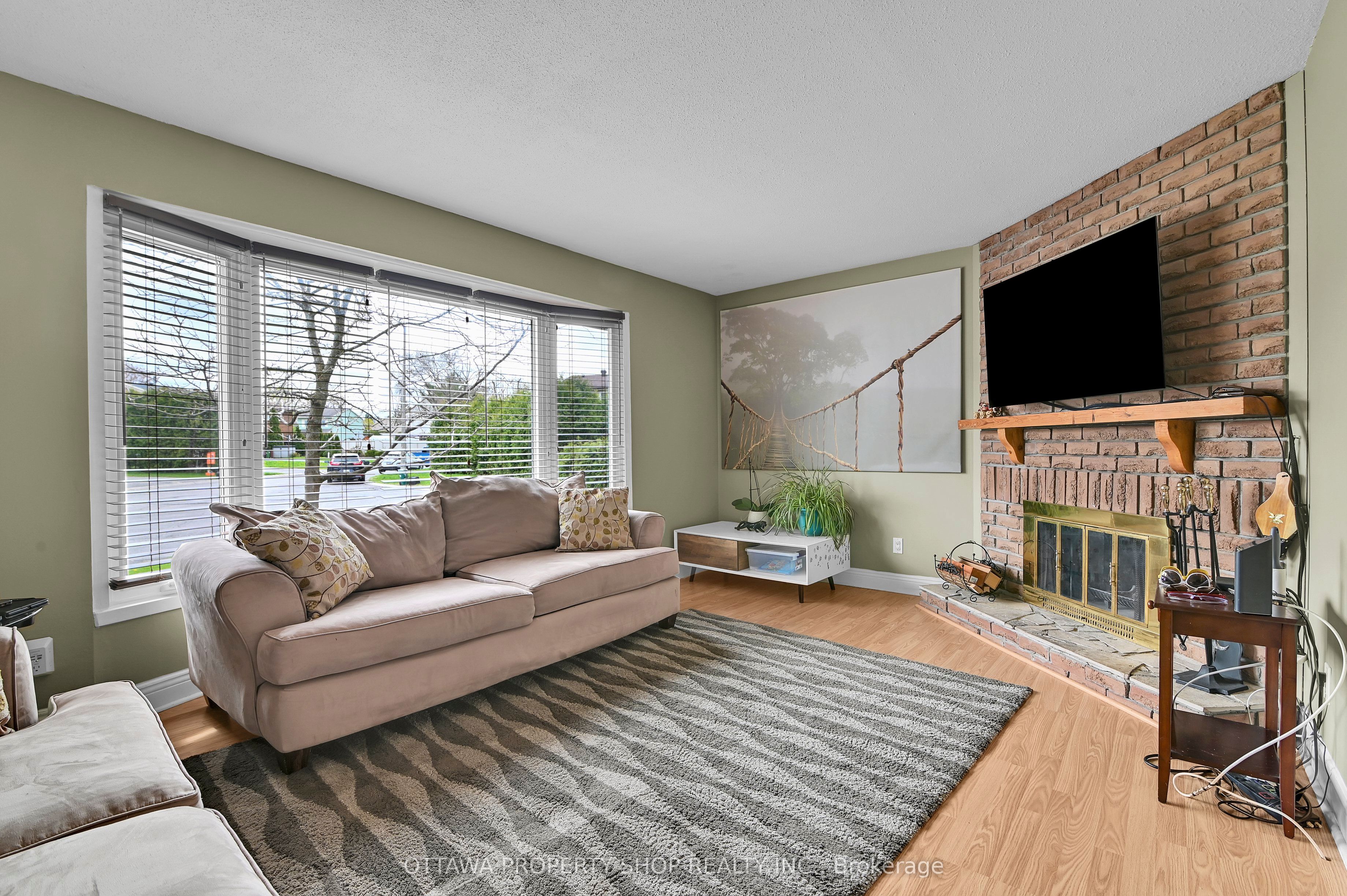 Additional image 6 of 202 Rosemary Gardens, Ottawa, ON, K1E 1Y8