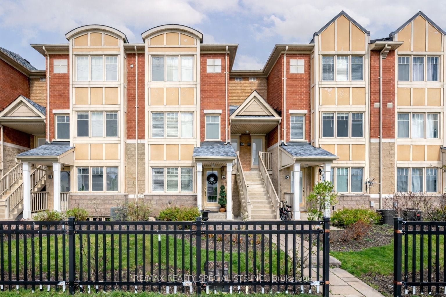 16-3975 Eglinton Avenue W, Mississauga, ON, L5M 0E7