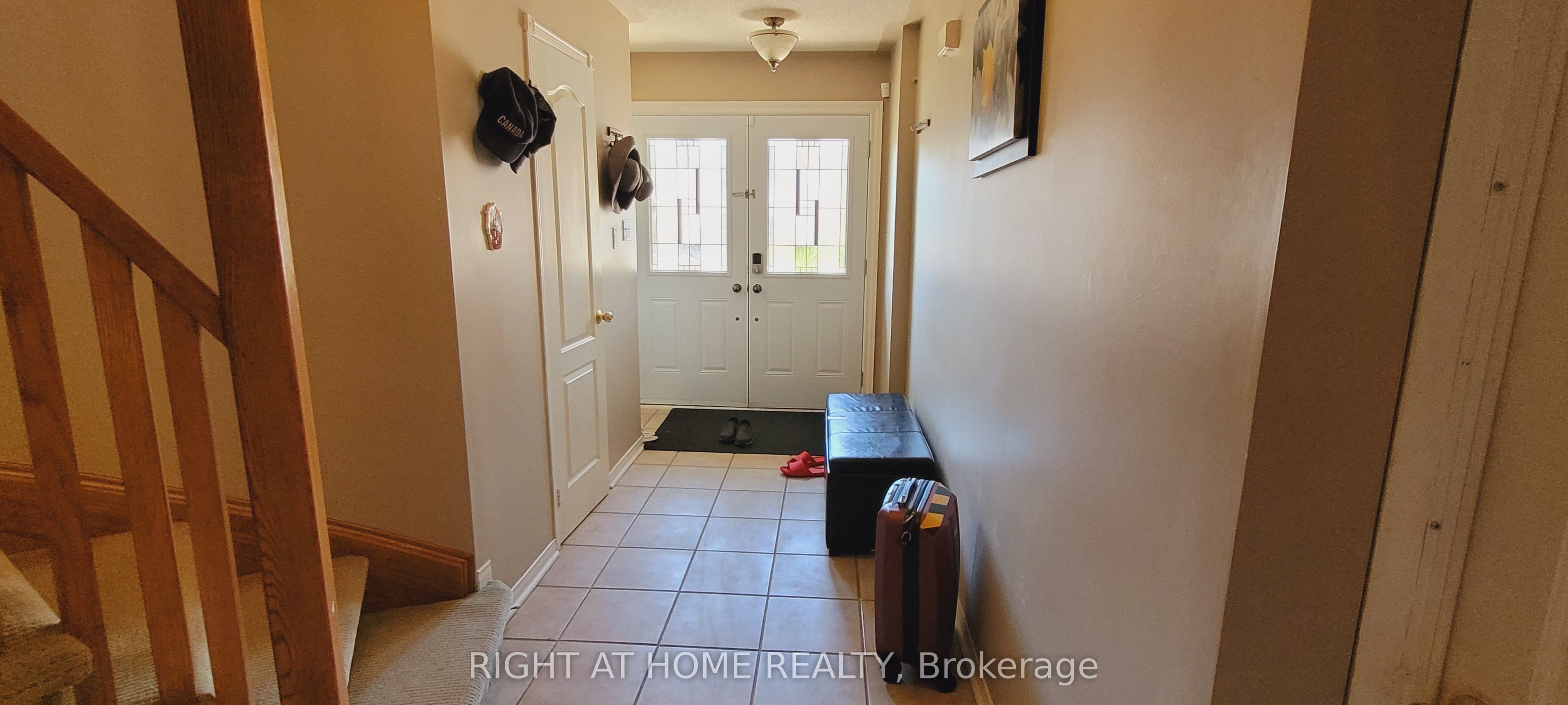 Additional image 4 of 377 Turnberry Crescent, Mississauga, ON, L4Z 3W3