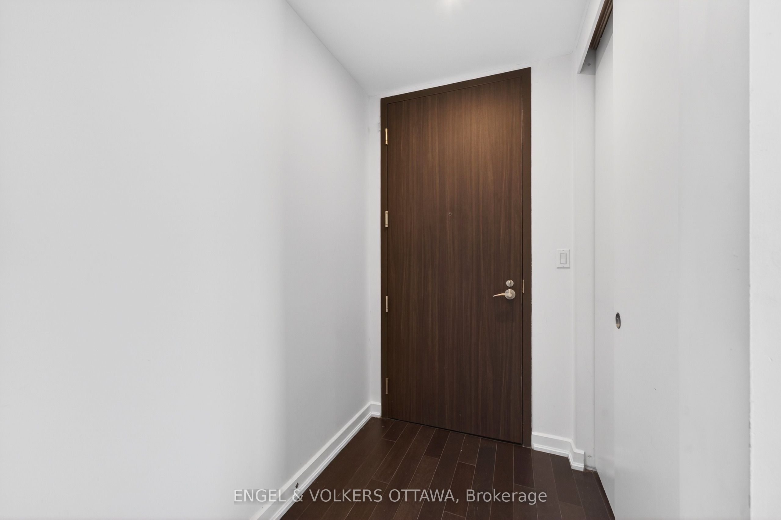 Additional image 2 of 1210-300 Lisgar Street, Ottawa, ON, K2P 0E2