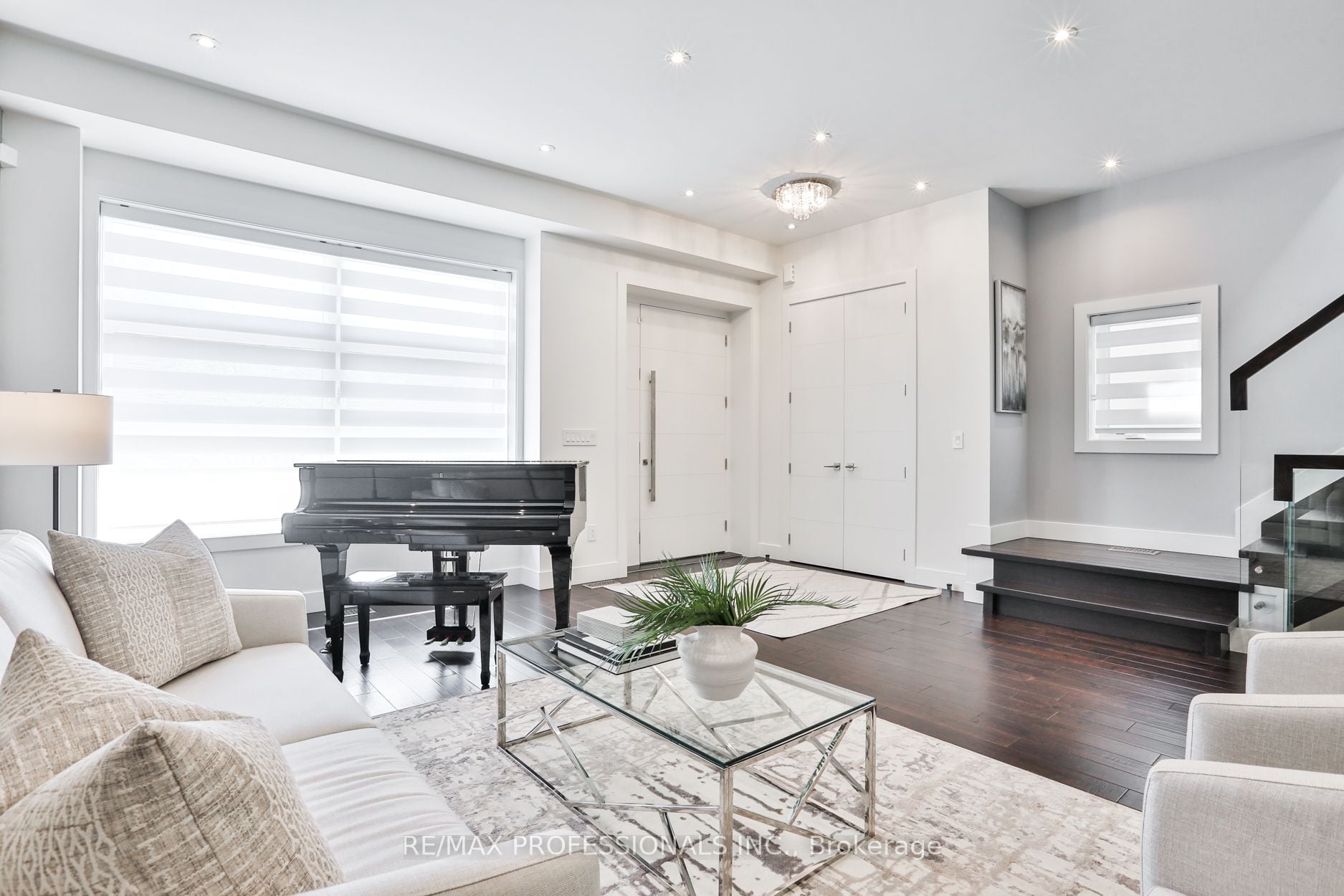 Additional image 4 of 54 Renown Road, Toronto, ON, M9A 2E5