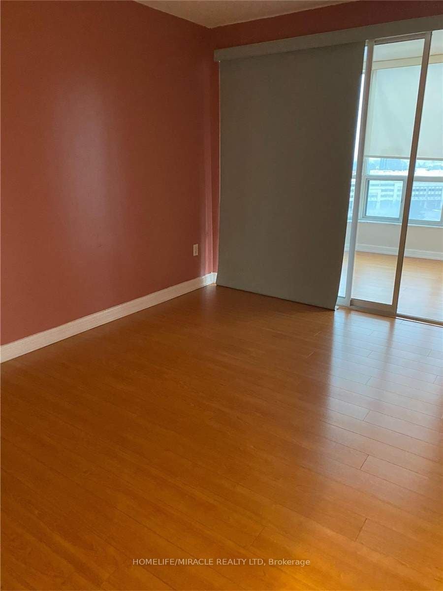 908-24 Hanover Road, Brampton, ON, L6S 5K8 photo 4