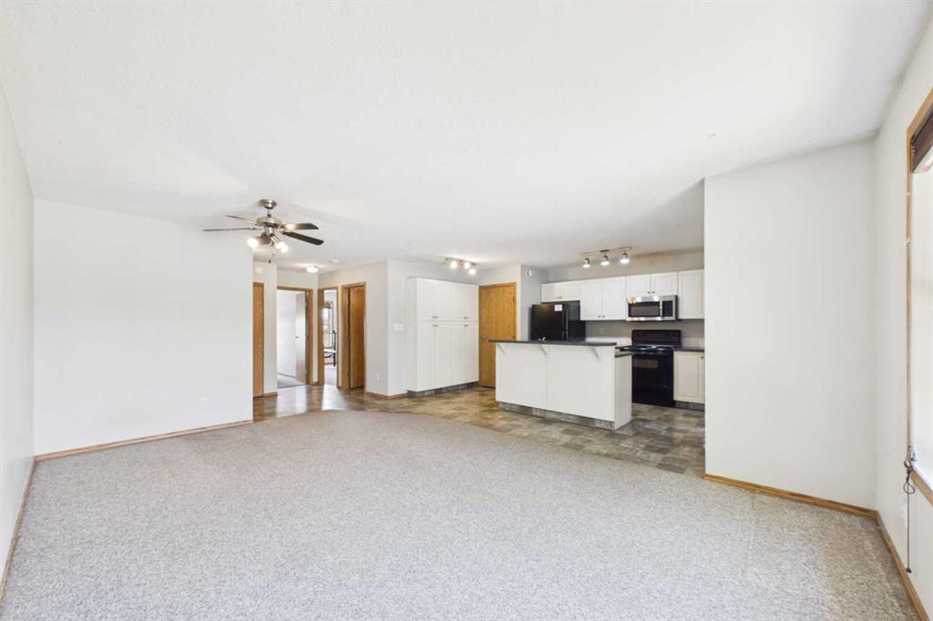 Additional image 6 of 40-20 Jacobs Close, Red Deer, AB, T4P4E1