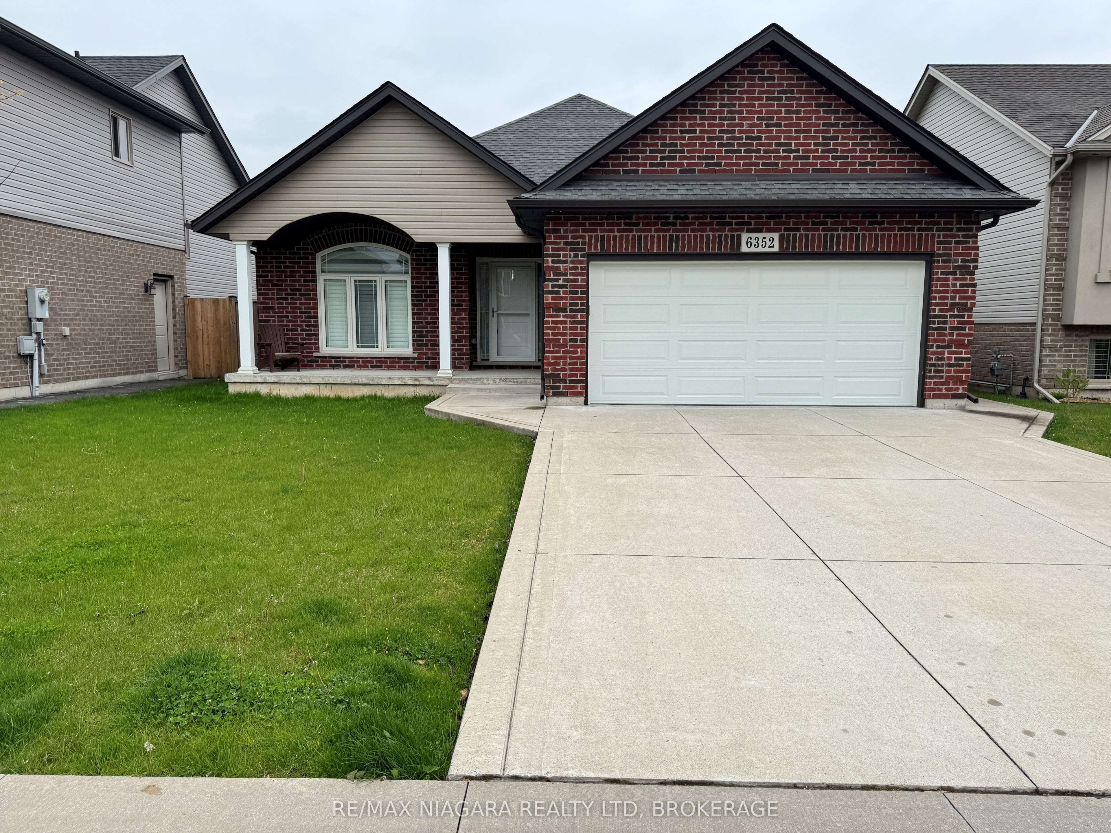 6352 Sam Lorfida Drive, Niagara Falls, ON, L2G 5Z3