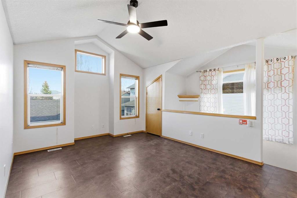 Additional image 2 of 68 Silver Springs Way , Airdrie, AB, T4B2R6