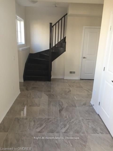 Additional image 2 of 2353 Natasha Circle, Oakville, ON, L6M 1N9