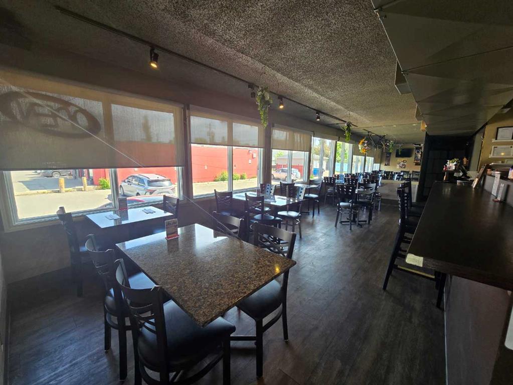 300 14 Street NW, Calgary, AB, T2N 1Z7