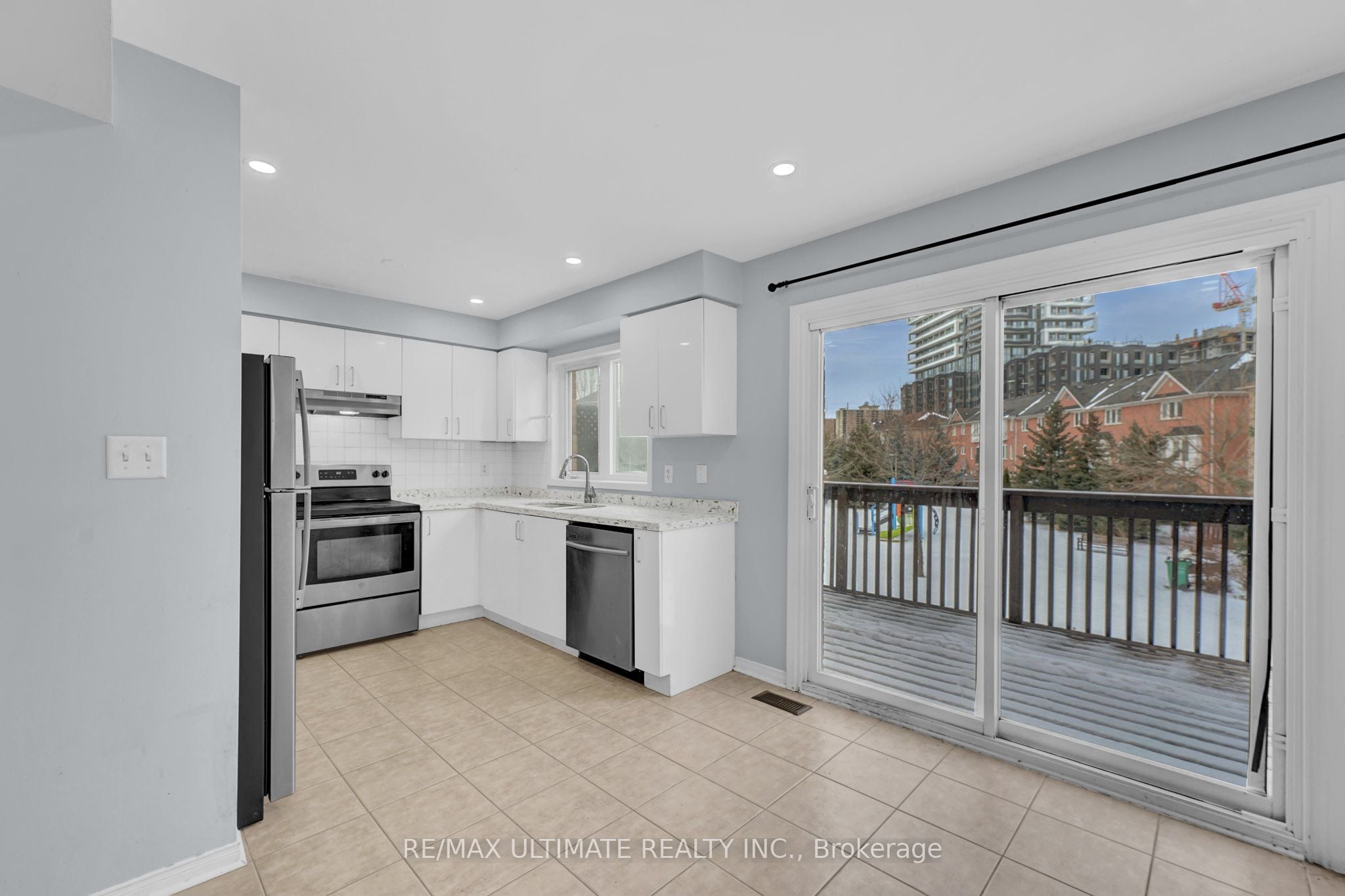 73 Bernard Avenue, Brampton, ON, L6Y 5S4 photo 4