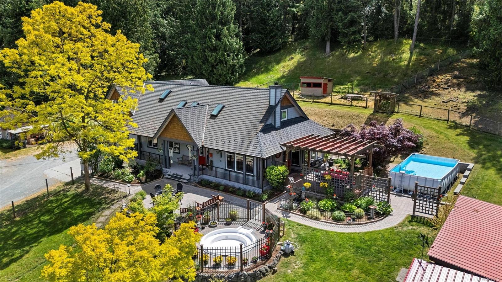 846 Aros Road, Cobble Hill, BC, V0R 1L4 photo 2
