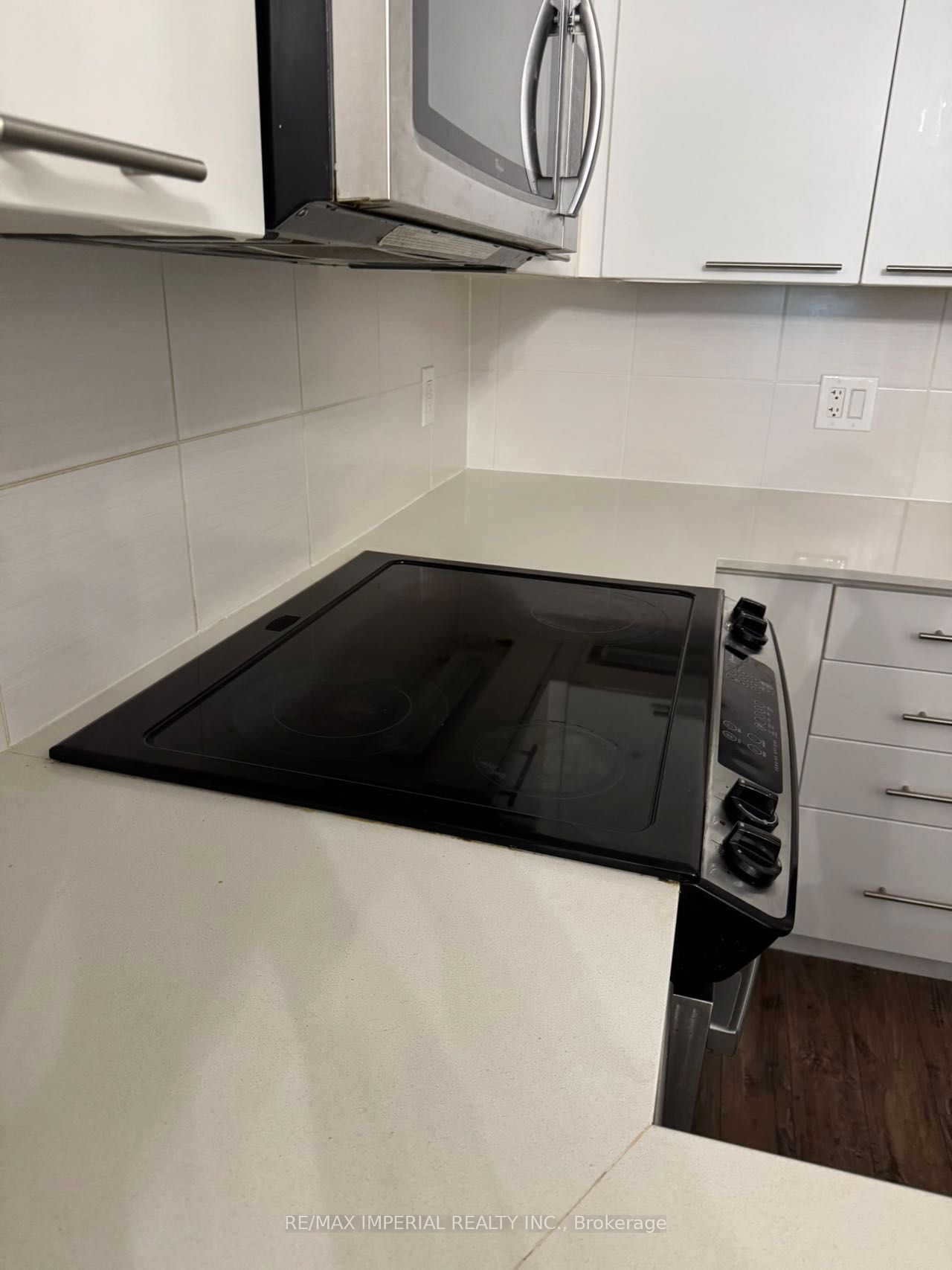 Th8-5 Oakburn Crescent, Toronto, ON, M2N 2T3 photo 5