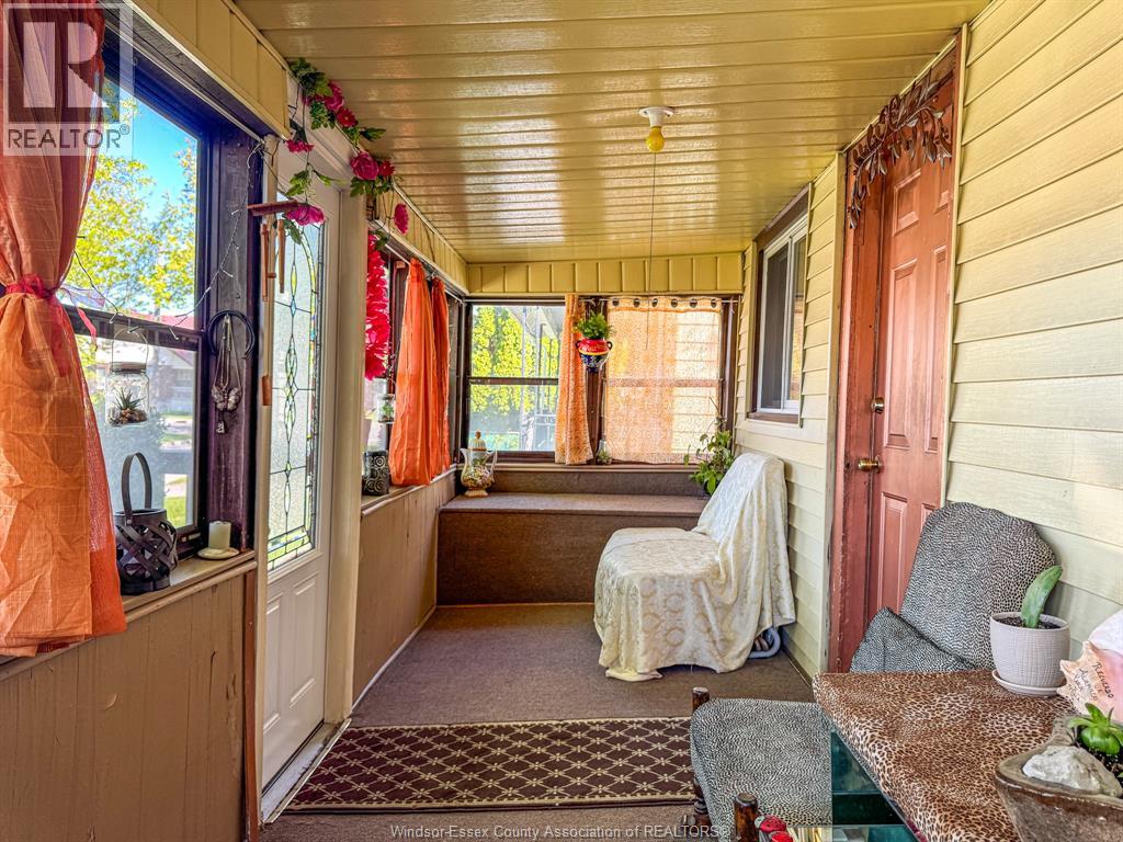 1614 Albert , Windsor, ON, N8Y3R5 photo 4
