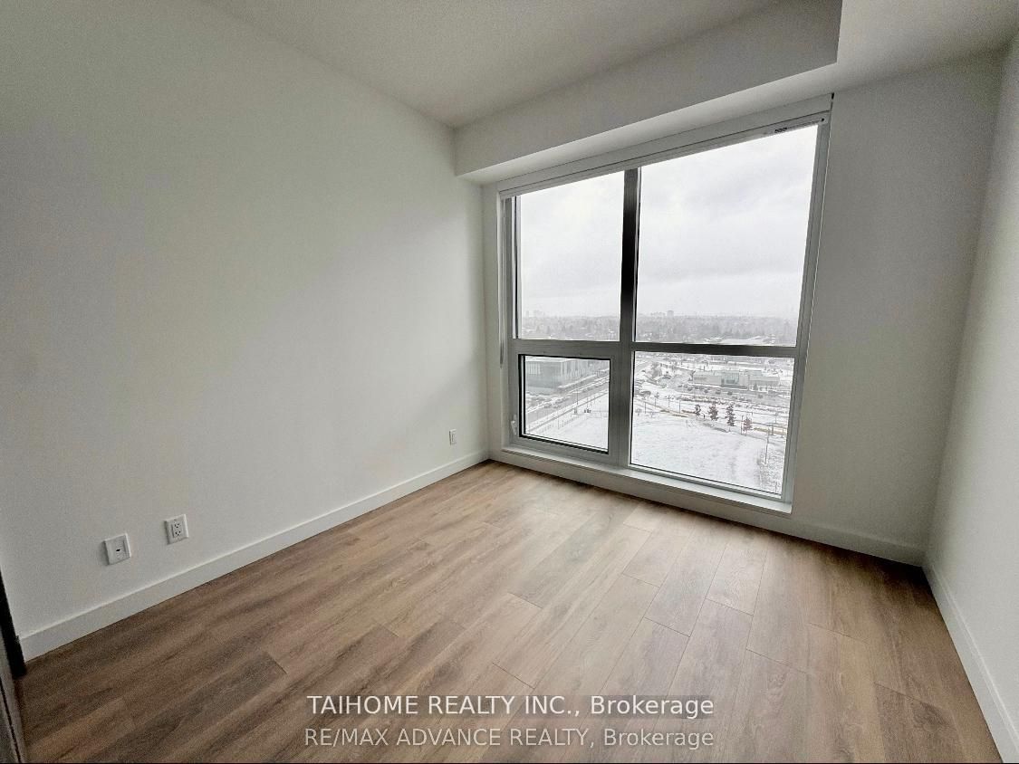 Additional image 3 of 203-27 Mcmahon Drive N, Toronto, ON, M2K 0J2