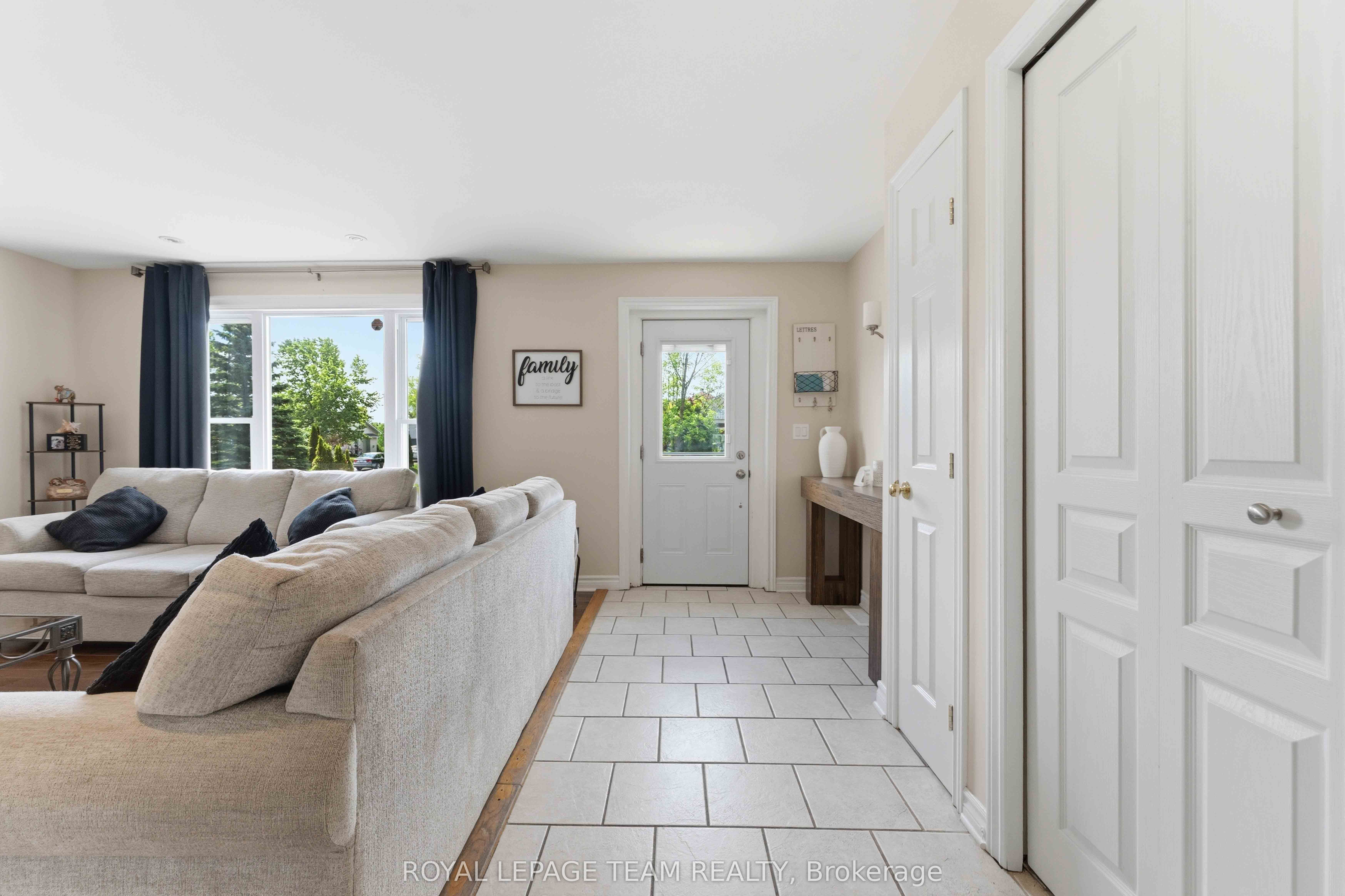 Additional image 4 of 1628 Stanleyfield Crescent, Ottawa, ON, K4P 1M7
