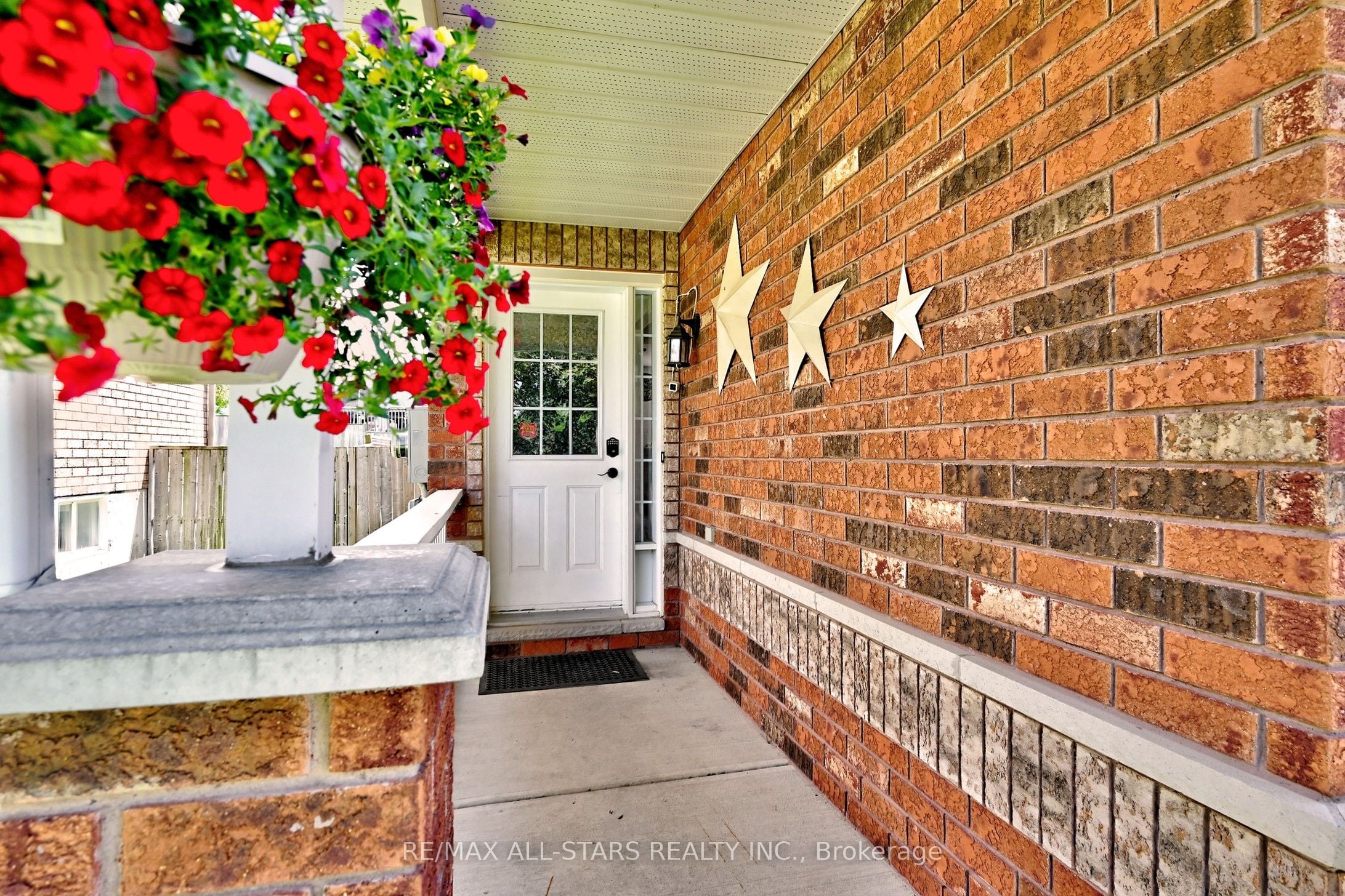 647 Trailview Drive, Peterborough, ON, K9J 8P3 photo 3