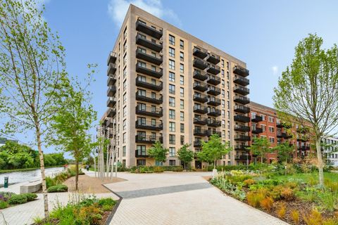 Forastero House, Farine Avenue, Hayes, Hillingdon UB3