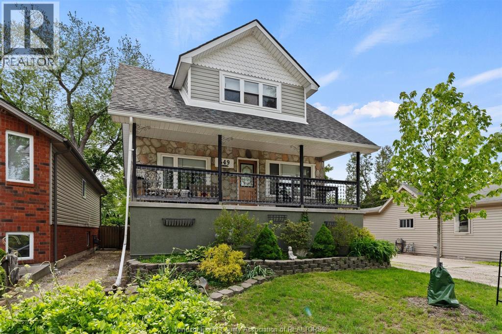 549 Clover , Windsor, ON, N8P1C5