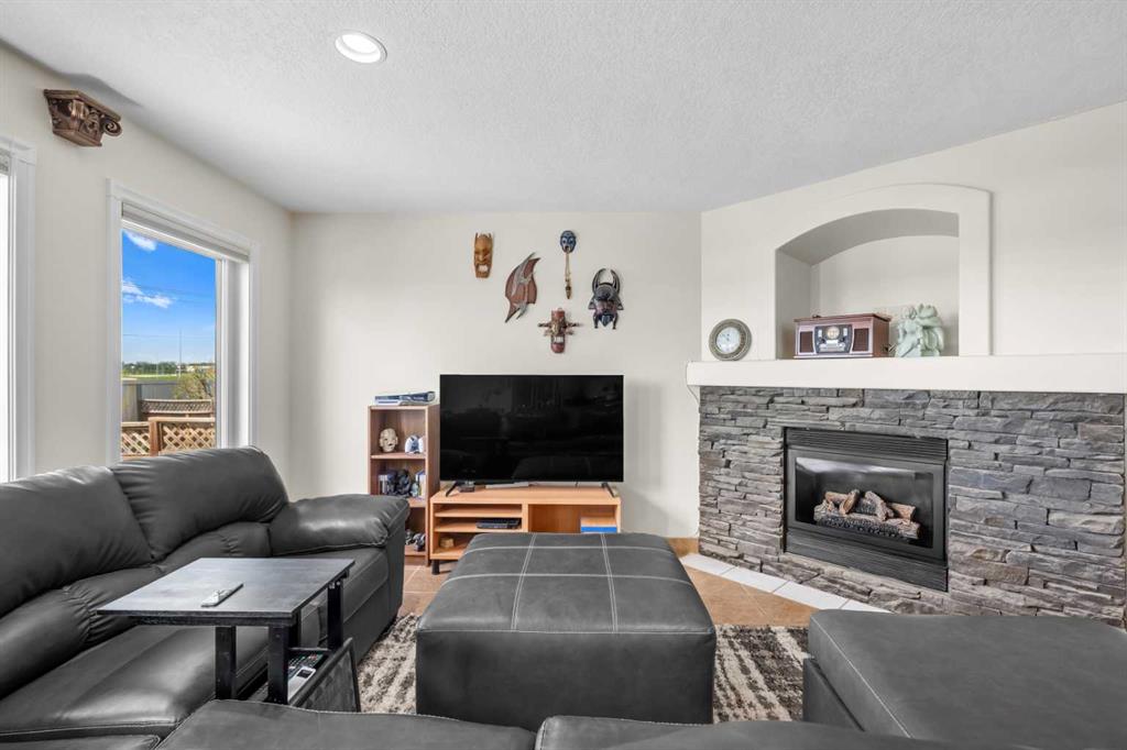 184 Somerglen Common SW, Calgary, AB, T2Y 4E8 photo 3