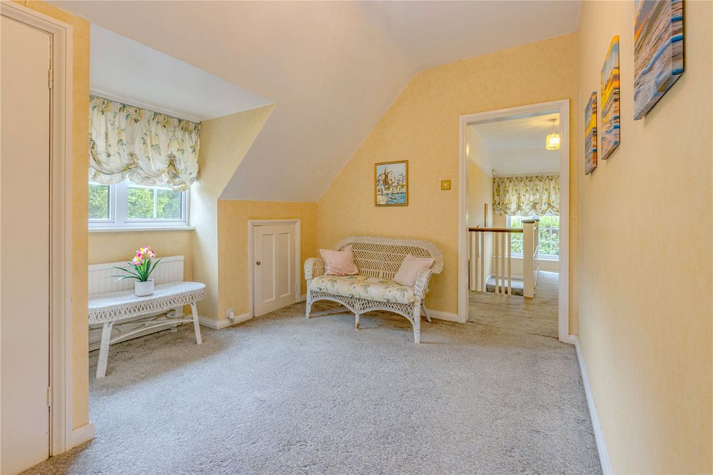 Additional image 9 of 6 bed detached house for saleNewlands Avenue, Radlett, Hertfordshire WD7