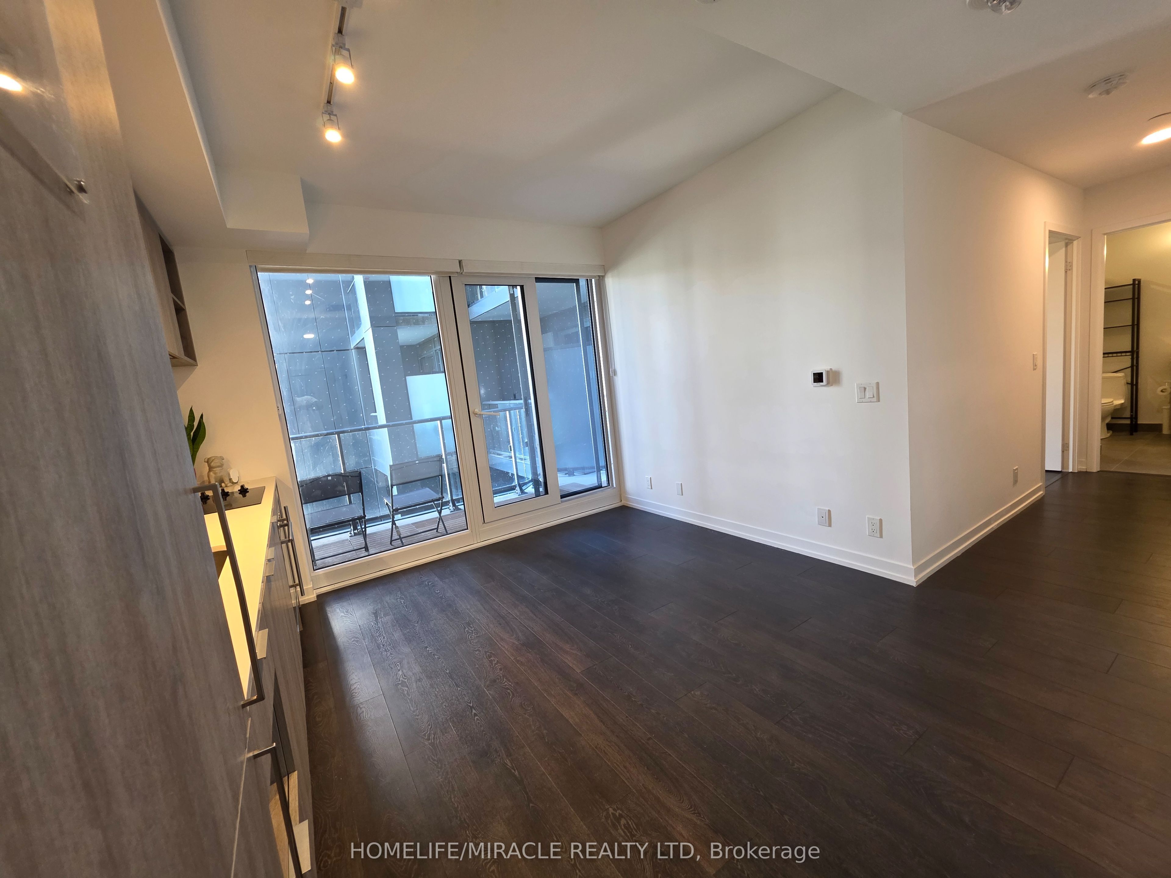 341-2020 Bathurst Street, Toronto, ON, M5P 0A6 photo 4
