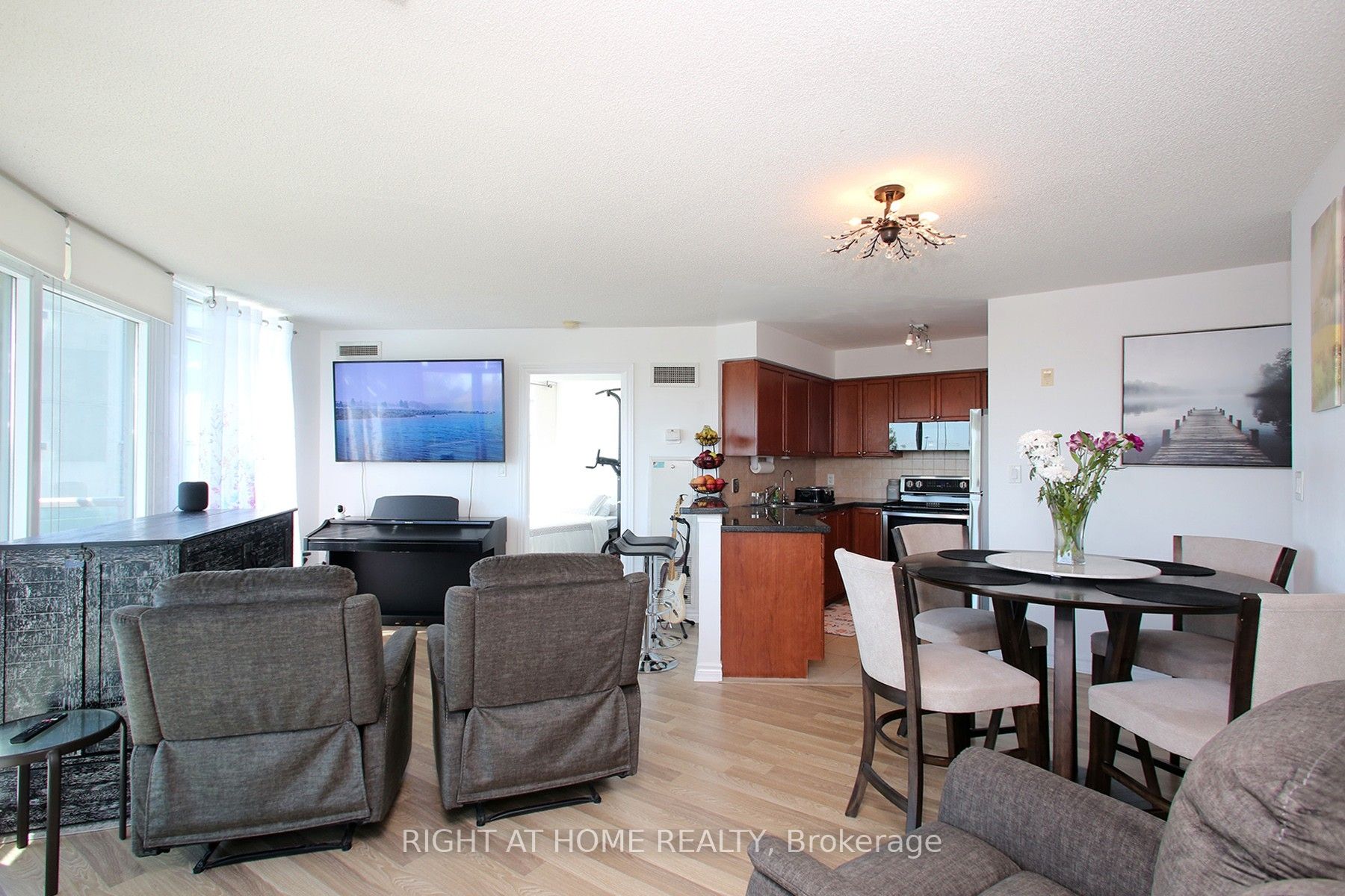 Additional image 3 of 505-3830 Bathurst Street, Toronto, ON, M3H 6C5