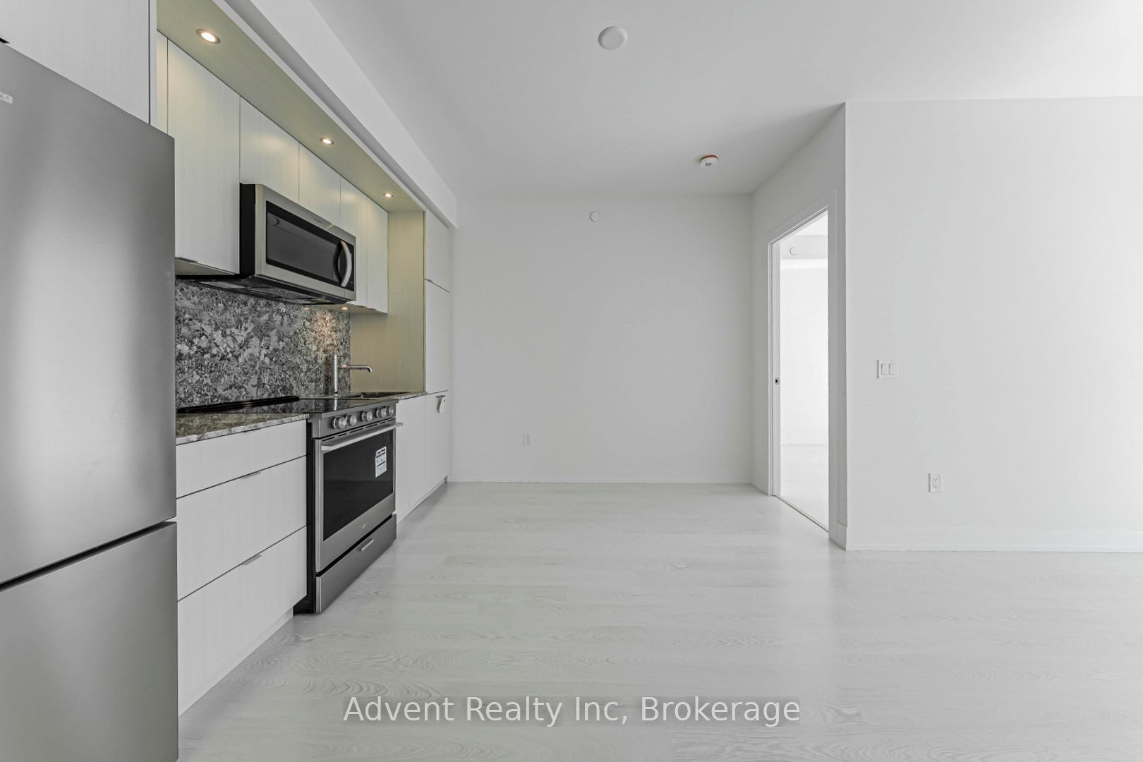 Additional image 6 of 1609-25 Cordova Avenue, Toronto, ON, M9A 0E5