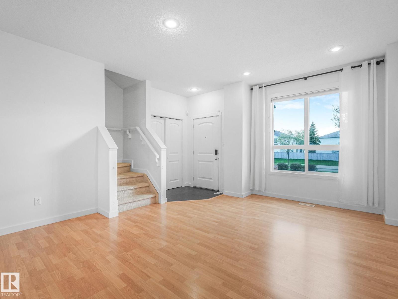 16915 82 Street NW, Edmonton, AB, T5Z0H4 photo 5