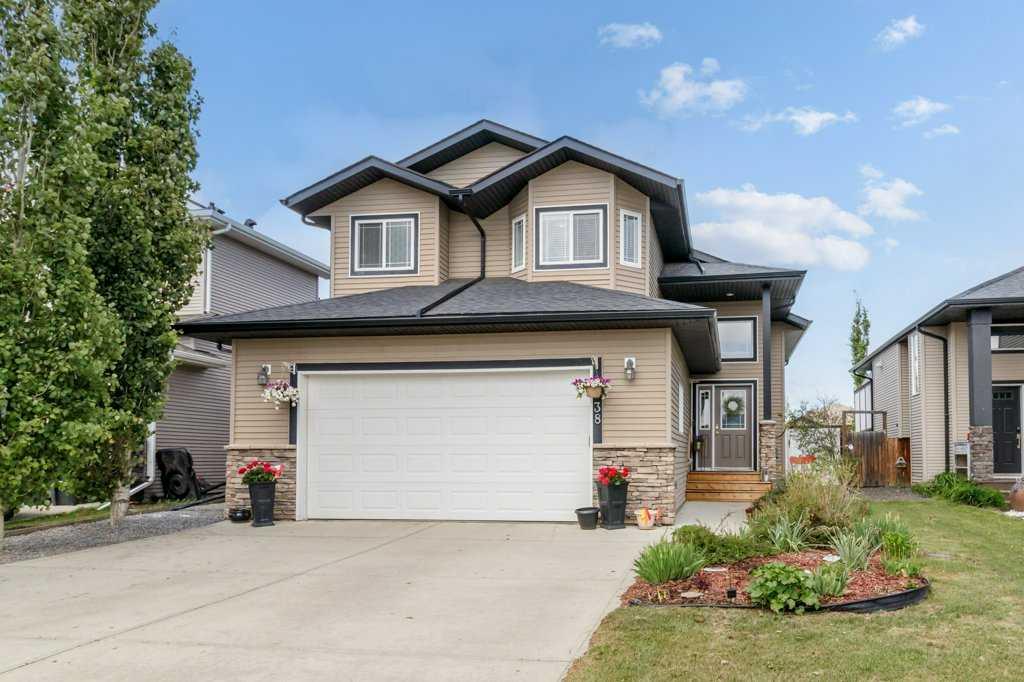 38 Lucky Place, Sylvan Lake, AB, T4S 0B1