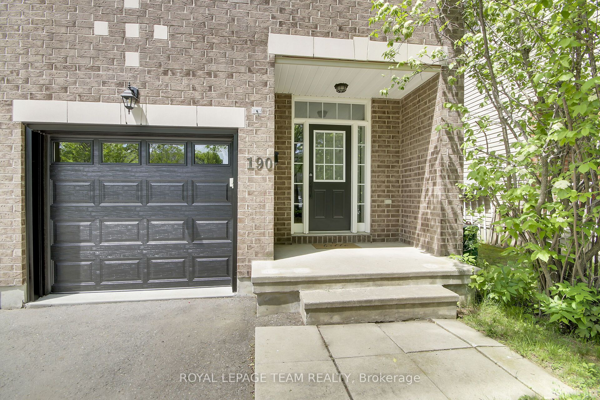 Additional image 2 of 190 Saddlesmith Circle, Ottawa, ON, K2M 2Y6