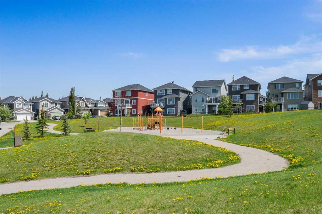 105 Sunset Common, Cochrane, AB, T4C 0M1 photo 3