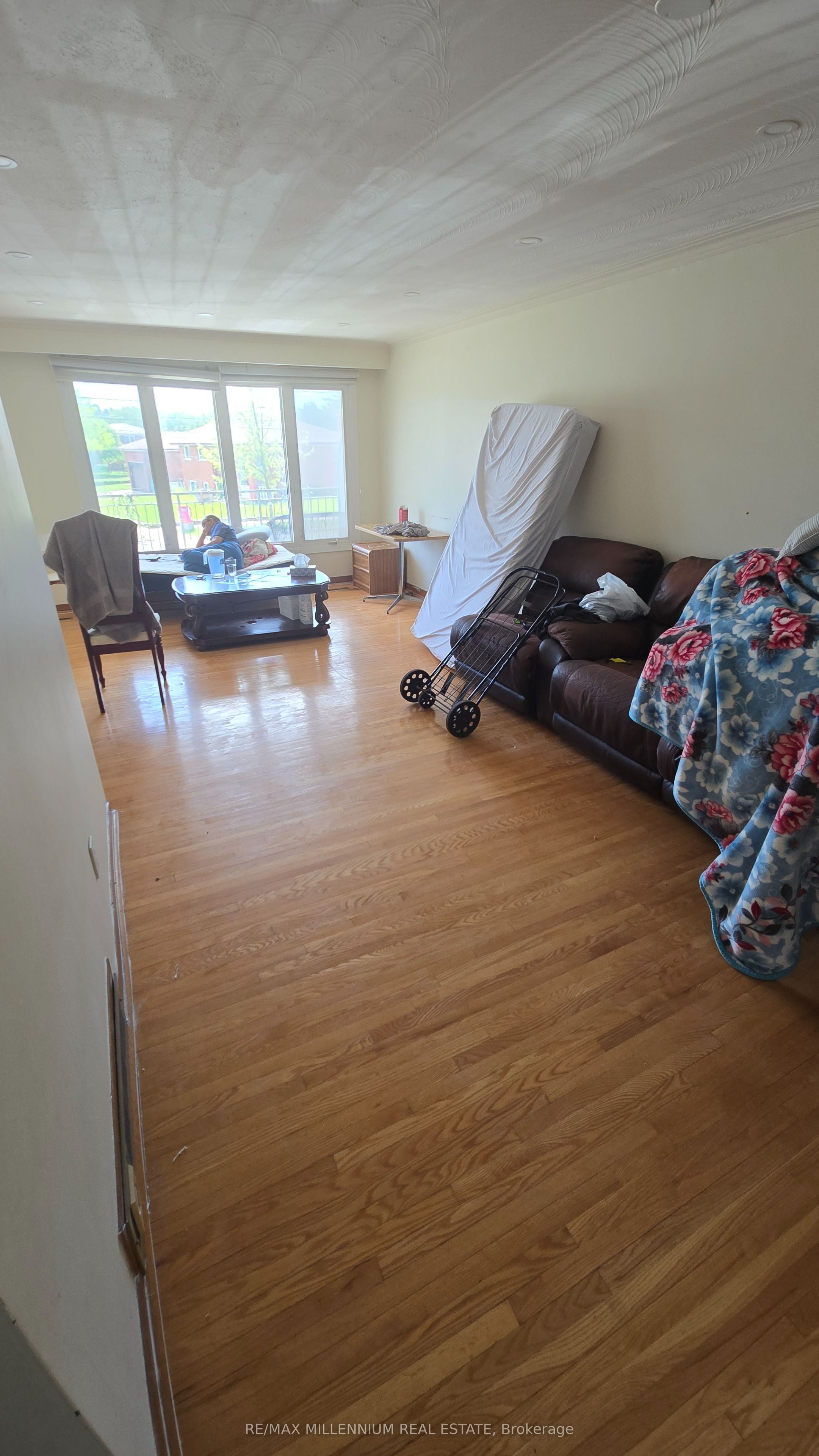 130 Ardwick Boulevard, Toronto, ON, M9M 1W2 photo 3