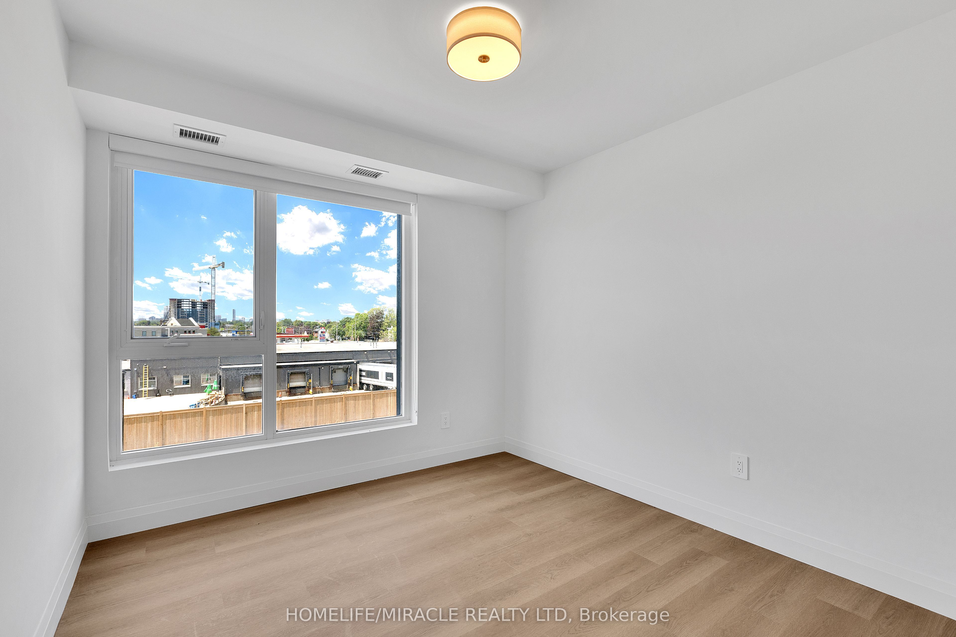 1333 Weber Street E, Kitchener, ON, N2A 1C2 photo 3